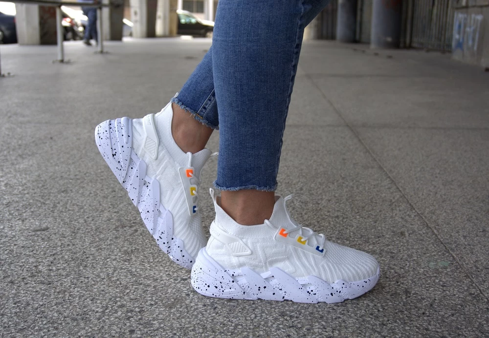 Сникърси 703 white