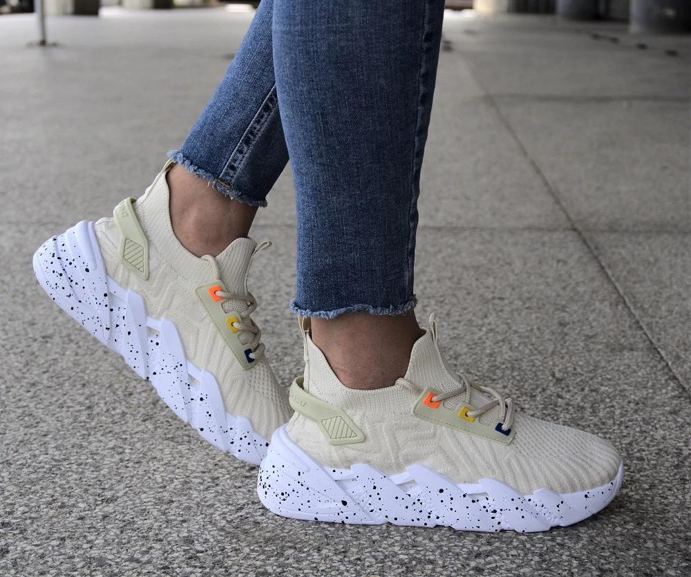 Sneakers 703 beige