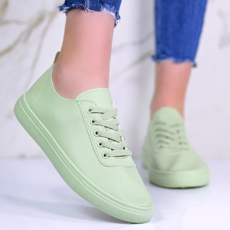Сникърси 138371 Green
