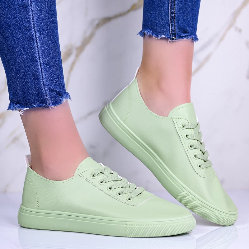 Сникърси 138371 Green