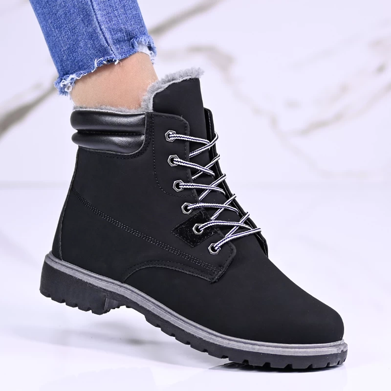 Ежедневни дамски боти B3109-1 Black