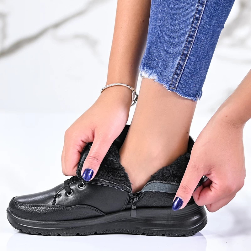 Ежедневни дамски боти B1033-1 Black