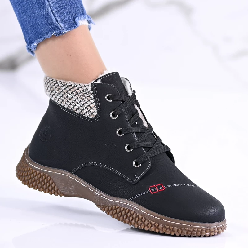 Ежедневни дамски боти B1038-1 Black