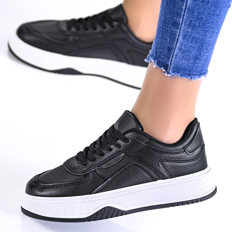 Сникърси W014217 Black