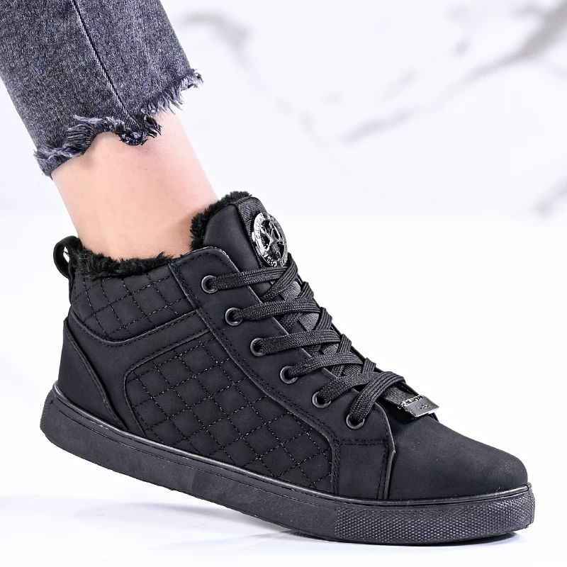 Ежедневни дамски боти B3114-1 Black