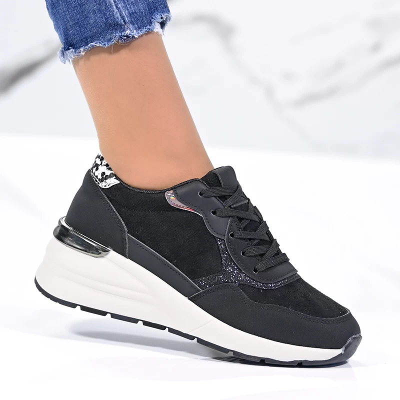 Дамски маратонки на платформа W014221 Black