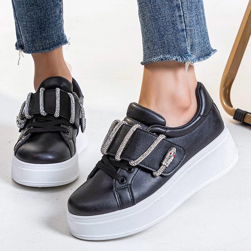 Сникърси D2359-1 Black