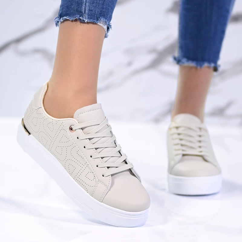Сникърси W164205 Beige