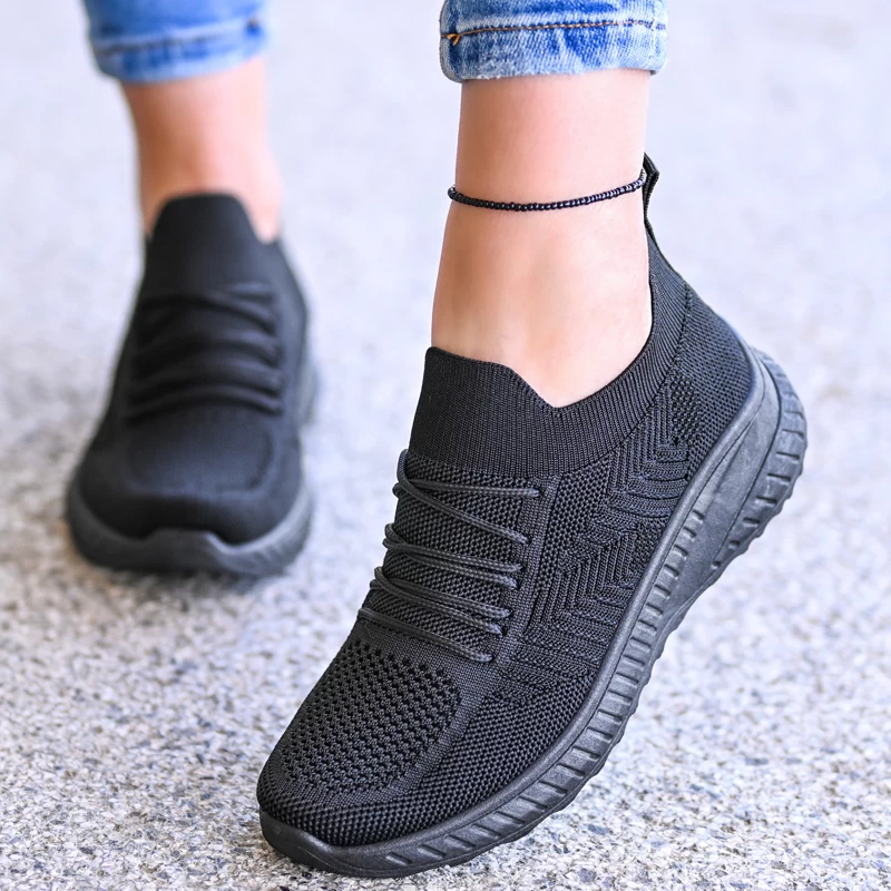 Спортни маратонки W138453 Black