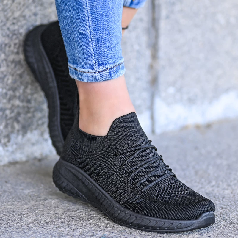 Спортни маратонки W138453 Black