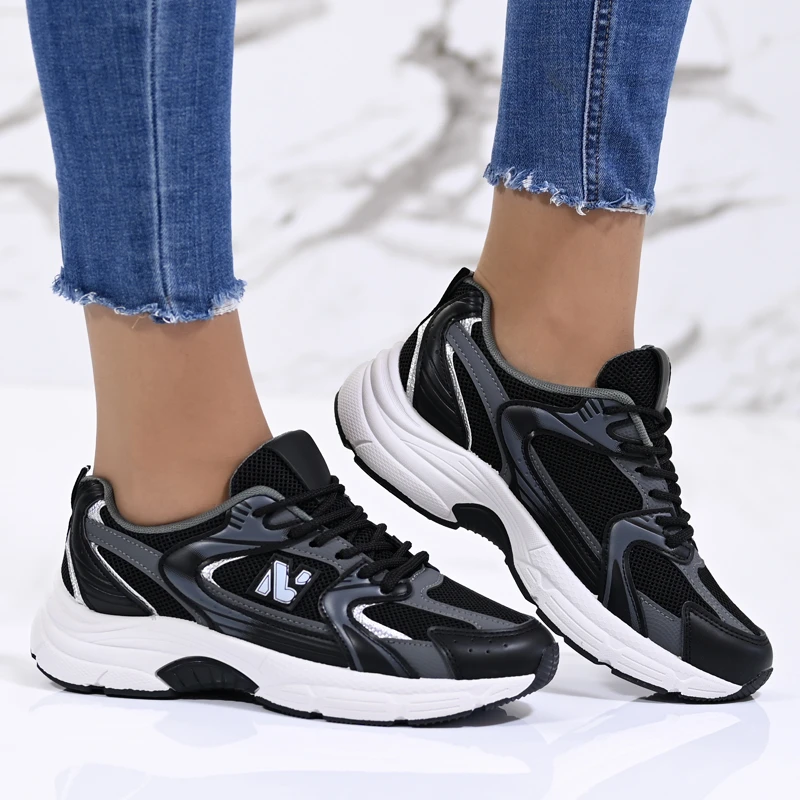 Спортни маратонки D2323-1 Black