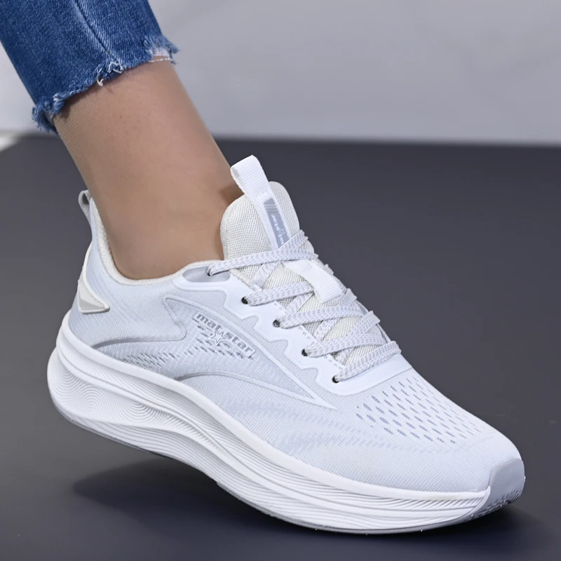 Sportske tenisice W194210 White
