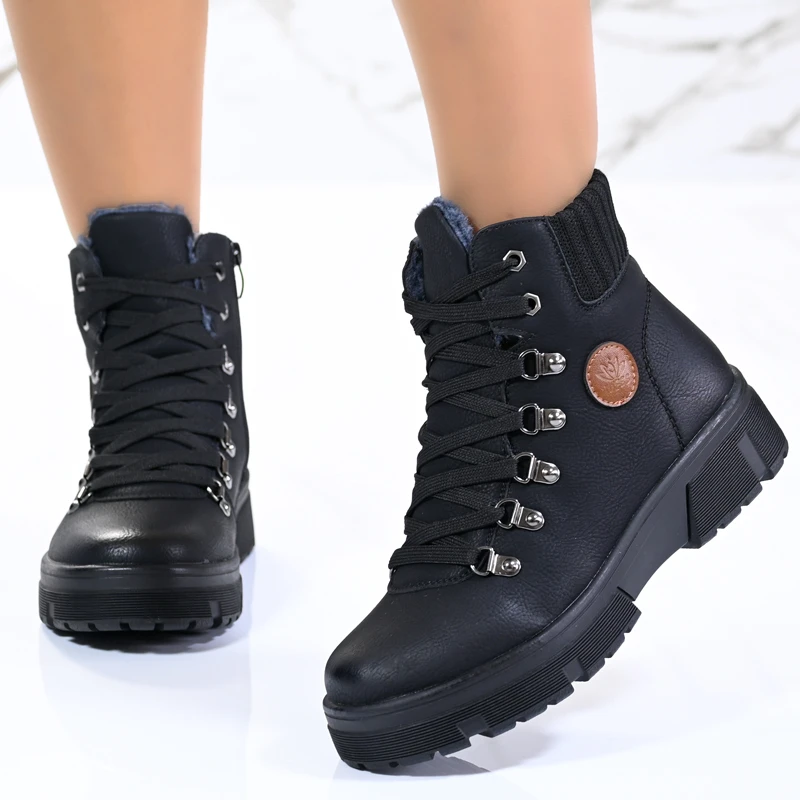 Ежедневни дамски боти B18036-1 Black