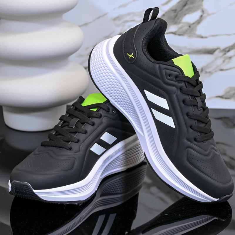 Мъжки маратонки  M20014-3 Black/ White