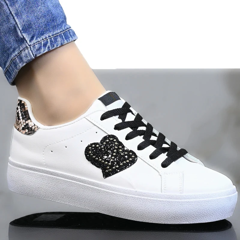 Сникърси D2407-3 White