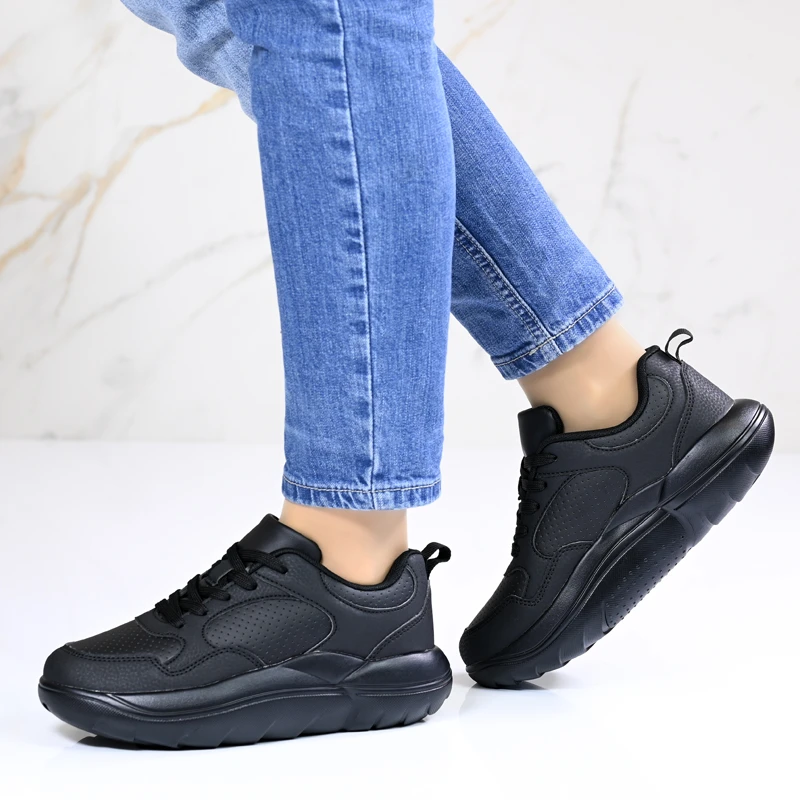 Спортни маратонки D9184-1 Black