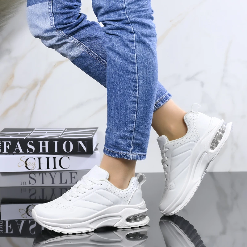Спортни маратонки D9194-3 White
