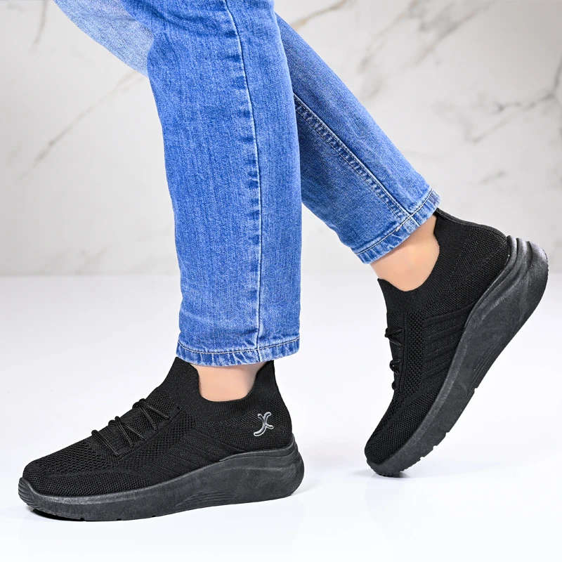 Спортни маратонки D06038-1 Black