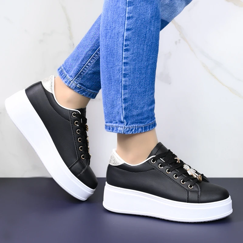 Сникърси D2416-1 Black