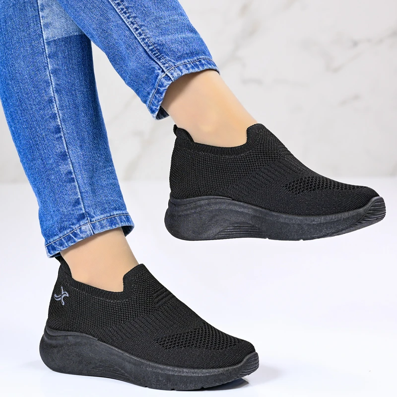 Спортни маратонки D06037-1 Black