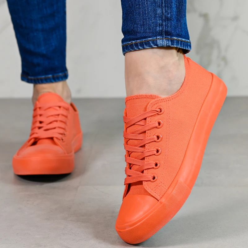Сникърси W210047 Orange