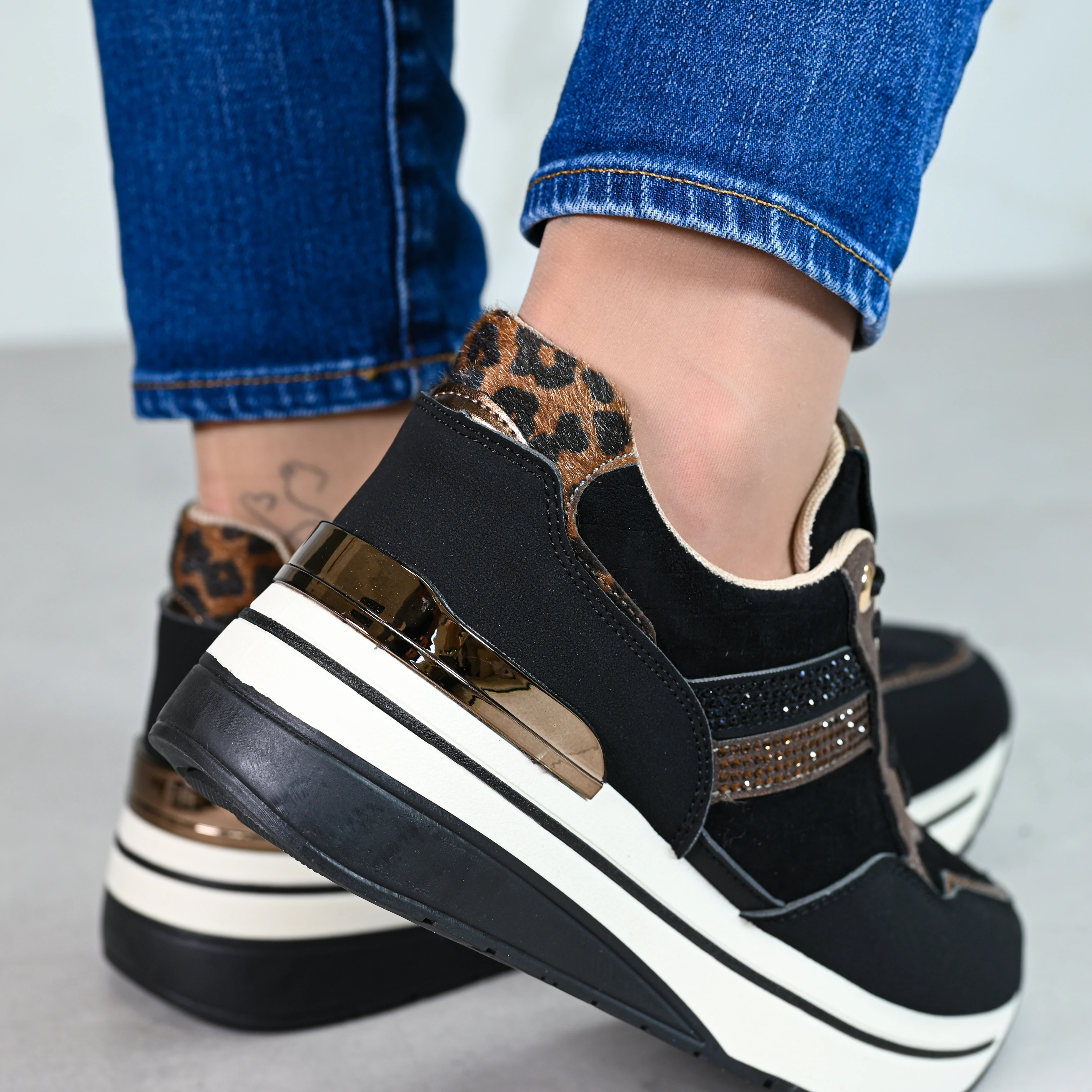 Спортни маратонки D06087-1 Black