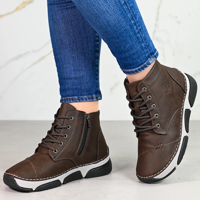 Ежедневни дамски боти B18054-4 Brown