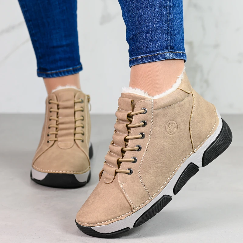 Ежедневни дамски боти B18197-3 Beige