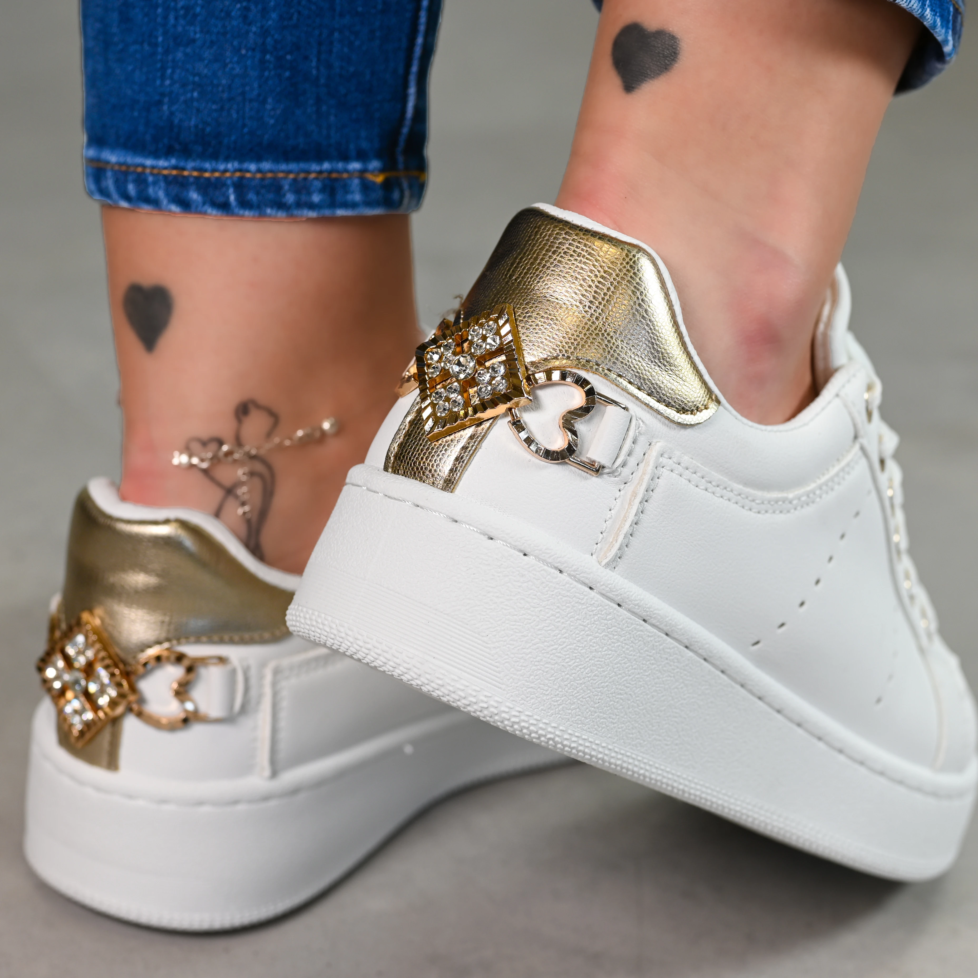 Спортни маратонки D06067-2 White