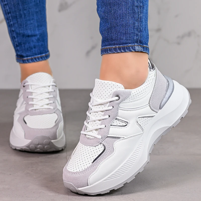 Спортни маратонки D06080-2 White