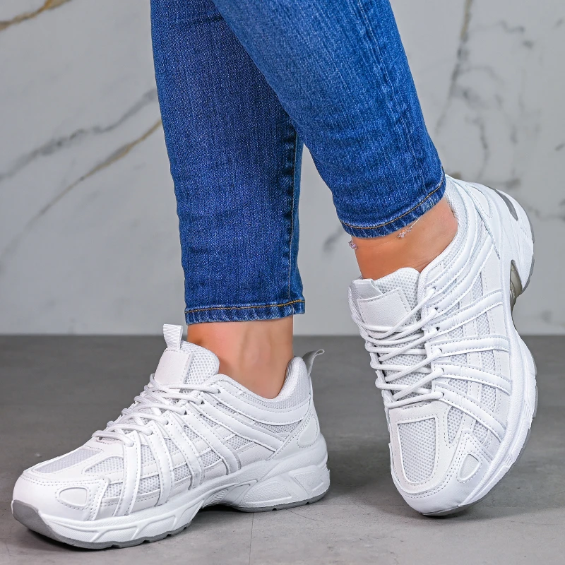 Спортни маратонки D06097-2 White