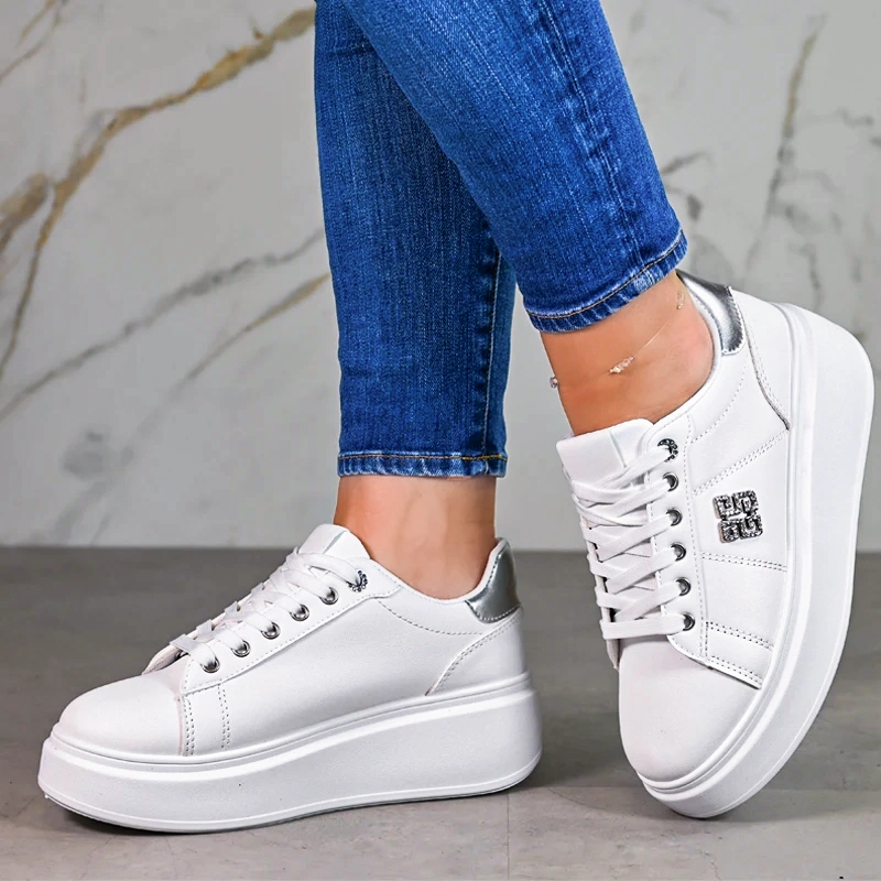 Спортни маратонки D06083-2 White