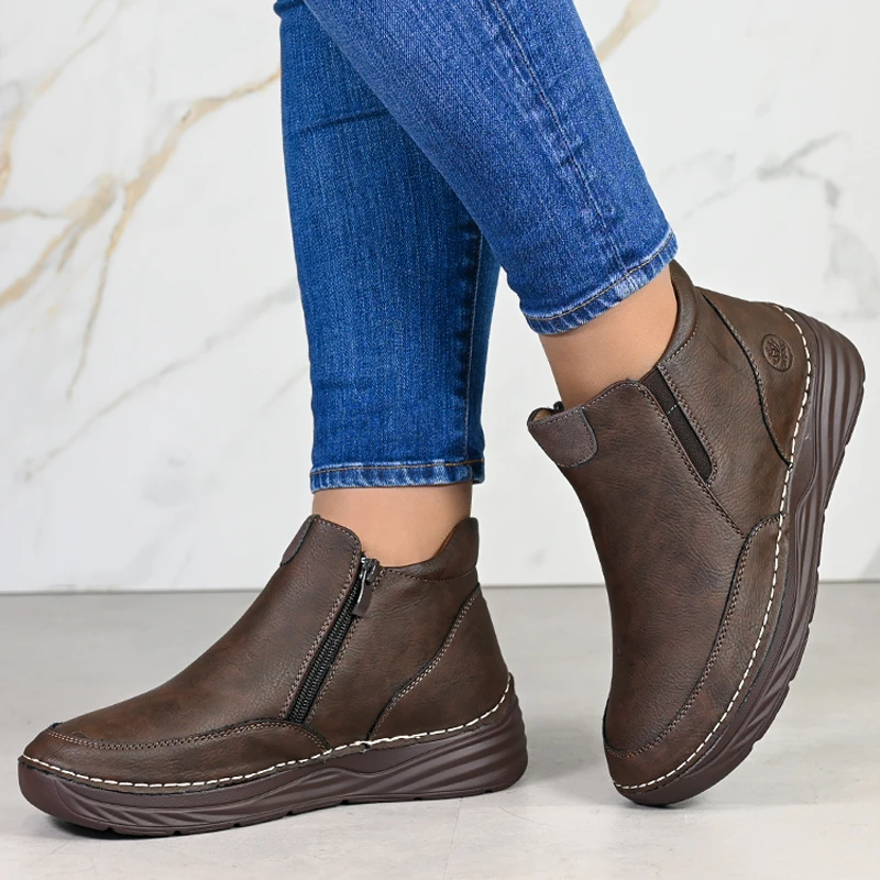 Ежедневни дамски боти B18187-2 Brown