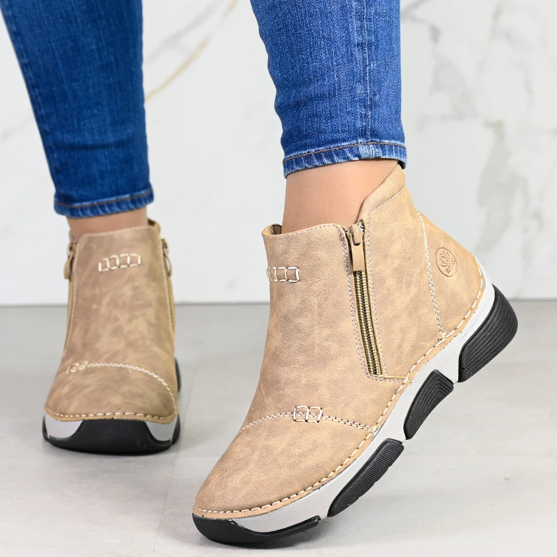 Ежедневни дамски боти B18199-4 Beige