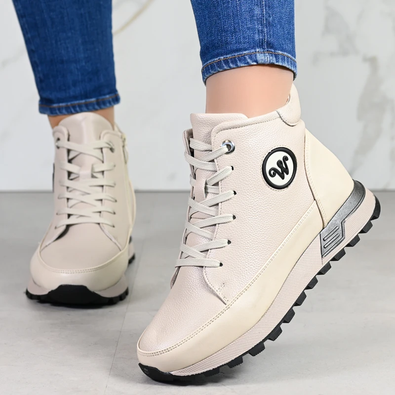 Ежедневни дамски боти B18252-3 Beige